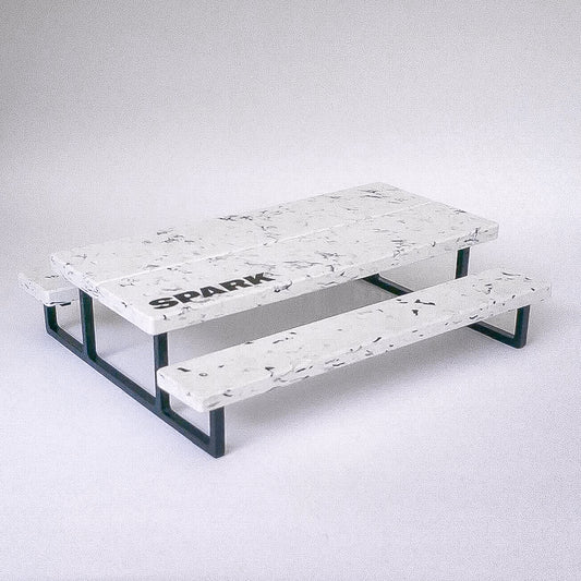 SPARK - RECYCLED PICNIC TABLE